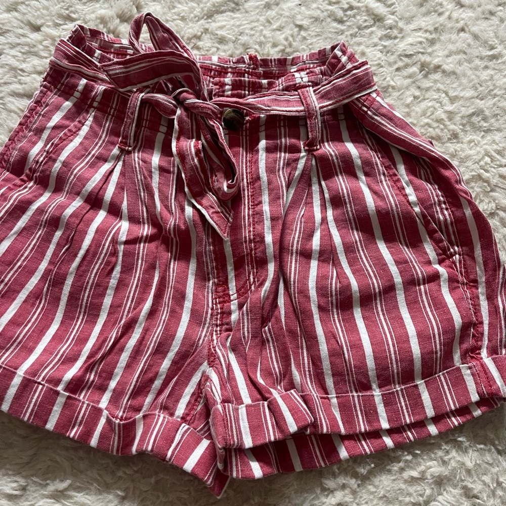 Striped comfortable shorts